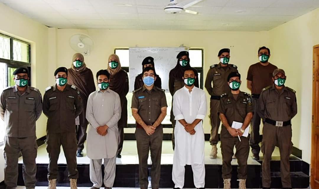 सेन्चुरी टाईम्सको पार्टनर कम्पनी Z डिज़ाइन द्वारा पाकिस्तानको सुरक्षाकर्मीहरुलाई बिशेष मास्क प्रदान