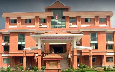 जनकपुरधामका वडाध्यक्षसहित तीन जना घुससहित पक्राउ