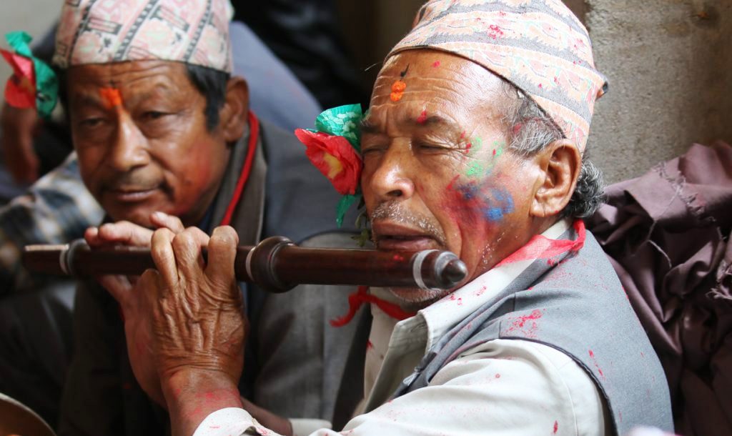 बाजागाजाको तालमा साटियो होलीको खुसी (फोटो फिचर)