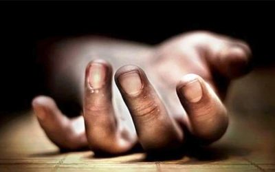 होली खेल्दाखेल्दै घरबाट खस्दा किशोरी गम्भीर घाइते