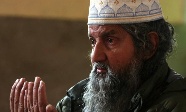 मुस्लिम समुदायले ईदउल फित्र मनाउँदै, देशभर सार्वजनिक विदा