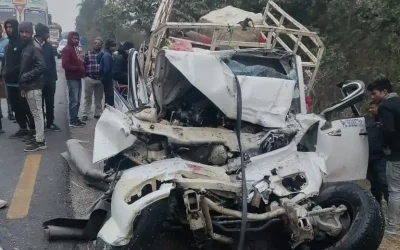 बोलेरो र ट्रक एकापसमा ठोक्किँदा दुईजनाको मृत्यु, तीन घाइते