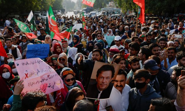 पाकिस्तान चुनाव : १०१ सिटमा इमरान खान समर्थित स्वतन्त्र उम्मेदवार विजयी