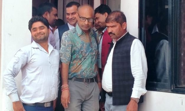 जलेश्वर नगरपालिकामा वडाध्यक्षहरुले लगाए ताला