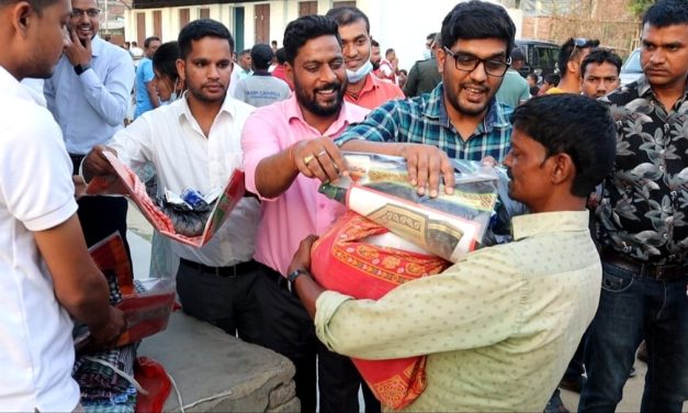 मटिहानीको आगलागी पीडितहरुलाई राहत सामाग्री वितरण