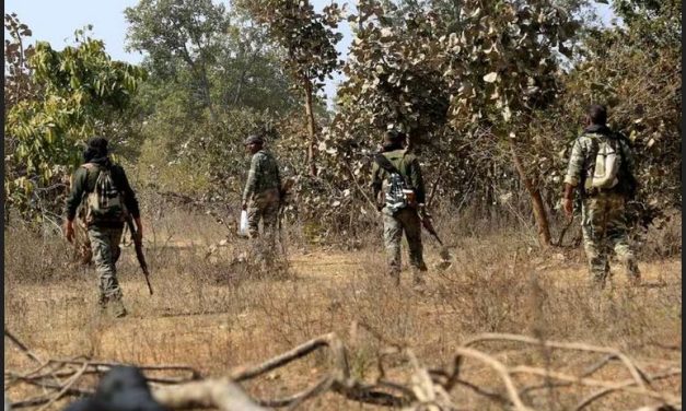 सुरक्षाकर्मी र माओवादी विद्रोहीबीच भिडन्त