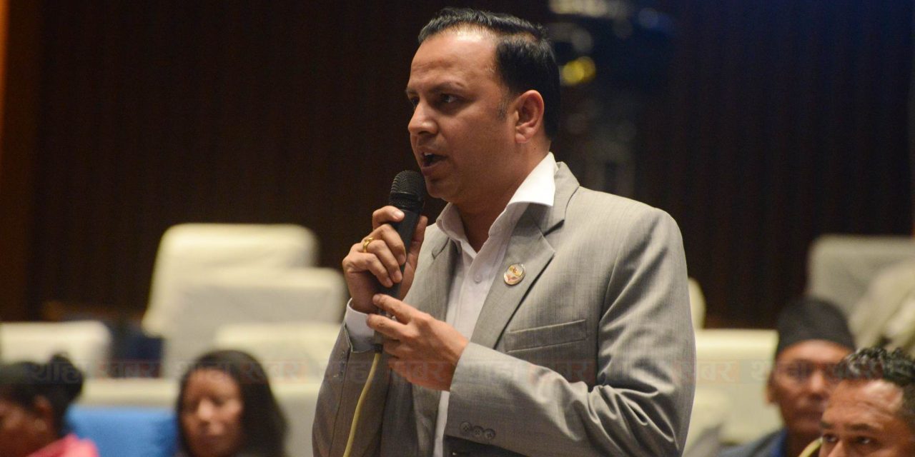 एसईईमा चिट चोराइनु सीडीओ, एसपी र निरीक्षकको दोष : सांसद झा