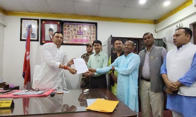 मधेस सरकारले स्थानीय तहलाई दिँदै आएको ससर्त अनुदान रोक्न चार दलको माग