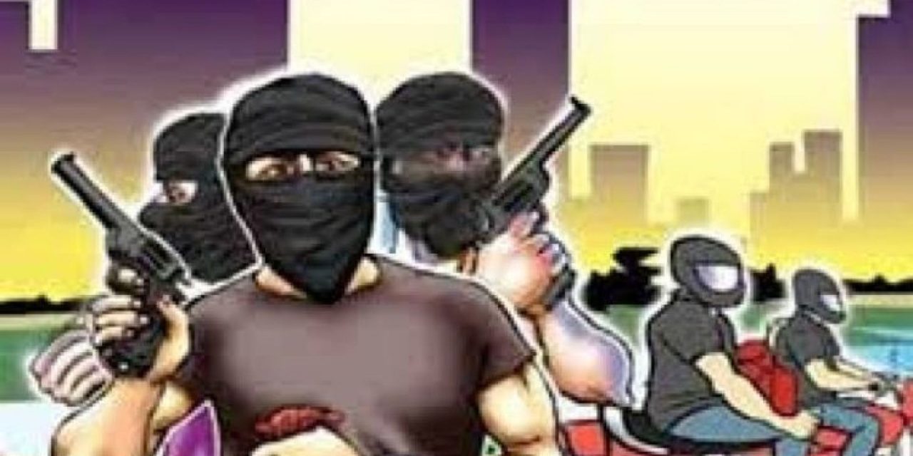 जनकपुरमा पेस्तोल देखाएर सहकारीका कर्मचारीबाट ८० लाख लुटियो
