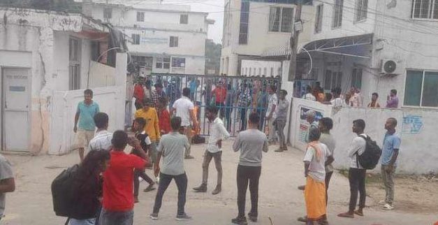 धनुषाको रमदैयास्थित जानकी मेडिकल कलेज शिक्षण अस्पतालमा तोडफोड