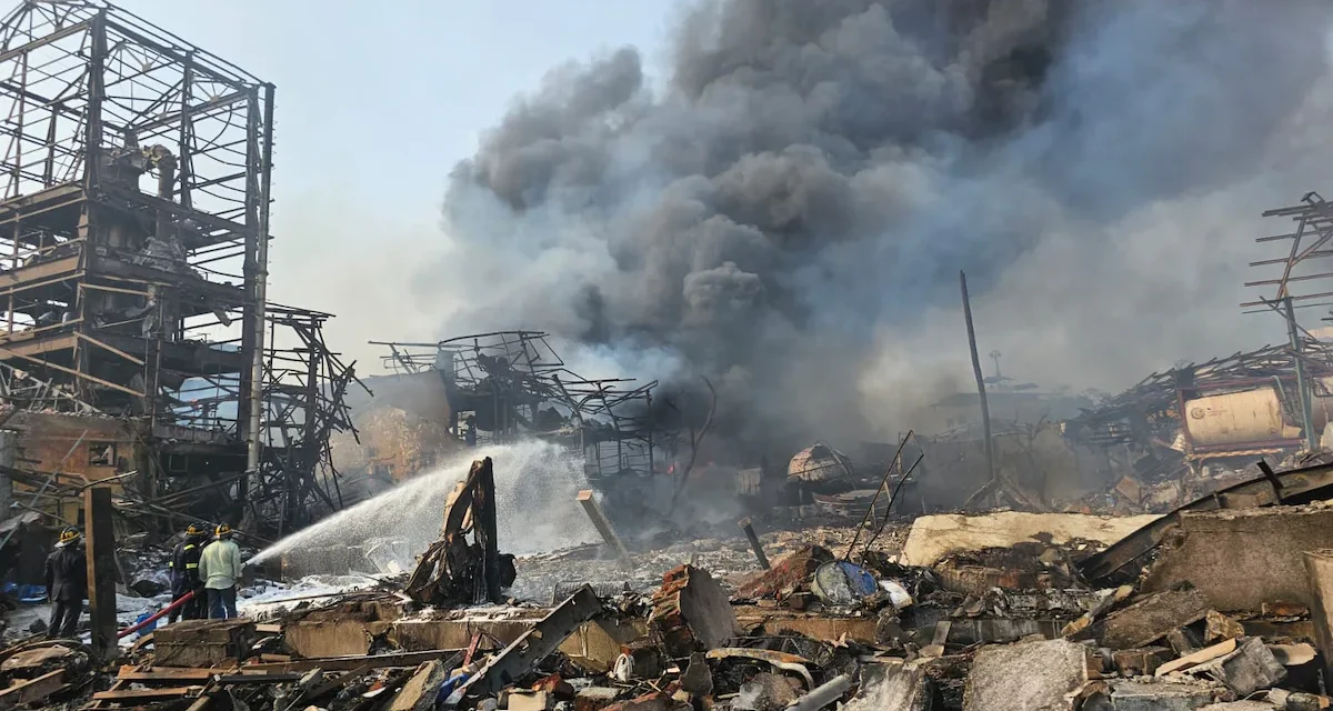 भारतको महाराष्ट्रमा केमिकल फ्याक्ट्रीमा आगो लाग्दा ८ जनाको मृत्यु, ६० जना घाइते