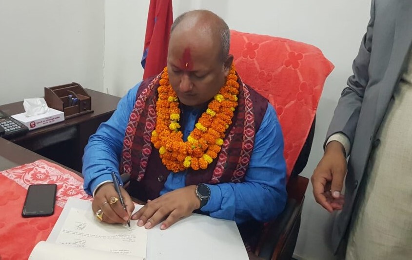 मधेश प्रदेशका नवनियुक्त मुख्यमन्त्री सिंहले पद सम्हाल्दै गरे यी निर्णयहरु