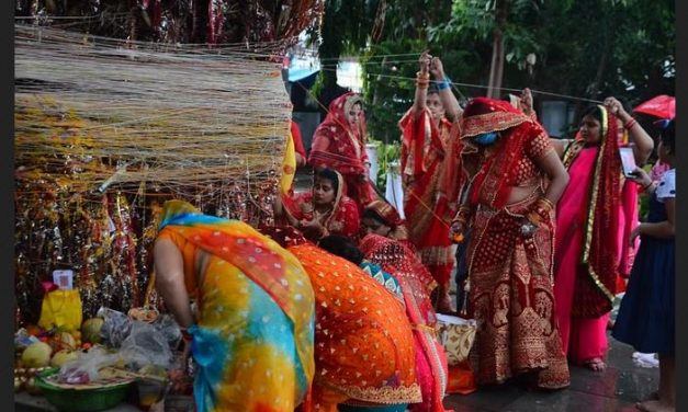 धनुषासहित मिथिलाञ्चलमा आज वटसावित्री पर्व मनाइँदै