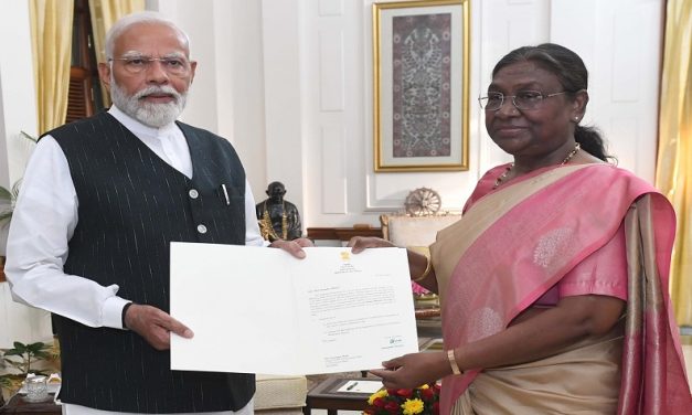 भारतको प्रधानमन्त्रीमा नरेन्द्र मोदी तेस्रो कार्यकालका लागि नियुक्त