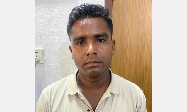 तीन महिनादेखि नक्कली डिएसपी बनेर सरकारी कार्यालयमा अनुगमन