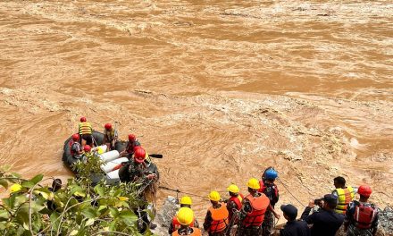 २४ घण्टामा पहिरोमा परी १५ जनाको ज्यान गयो, त्रिशूलीमा बेपत्ता २ वटा बसको खोजी चल्दै
