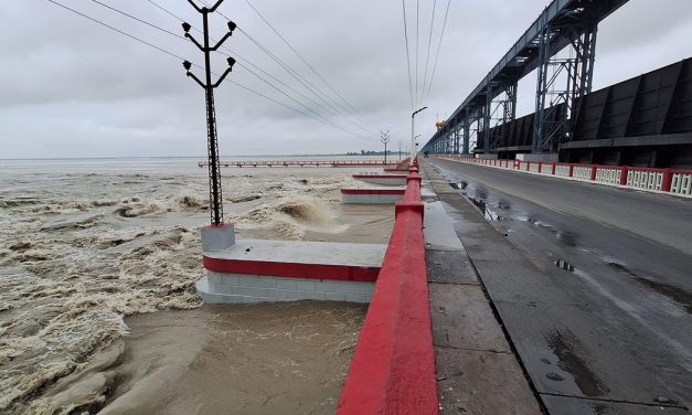 कोशी ब्यारेजबाट आवतजावत खुला