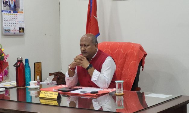 भूमाफियाबाट वनको जग्गा जोगाउने डिएफओलाई मुख्यमन्त्री सिँहको सराहना