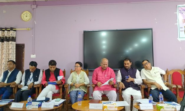 मधेशका मुख्यमन्त्री सिंहको कर्मचारीहरुलाई निर्देशन- सेवाग्राहीको काम आजको आजै गर्नुस्
