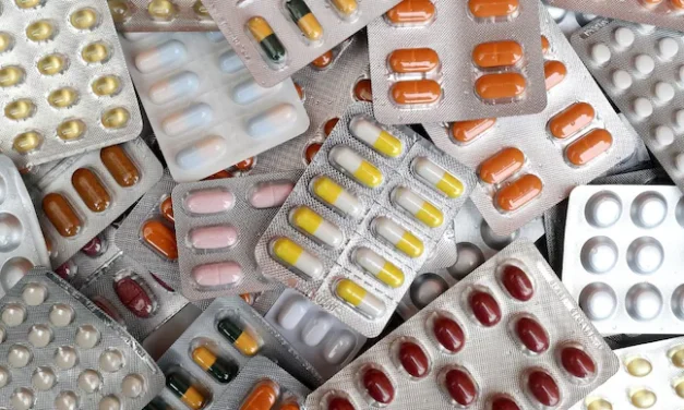 एन्टिबायोटिक, पेनकिलर र मल्टिभिटामिनलगायत १५६ फिक्स डोज संयोजित औषधिमा प्रतिबन्ध !