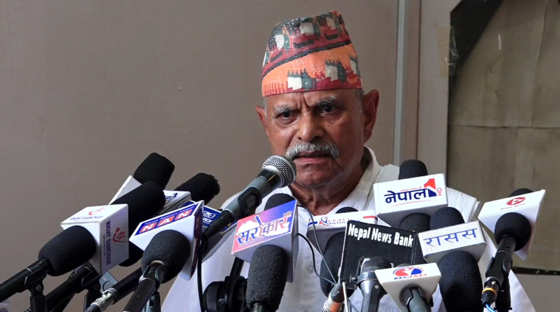 सबैलाई सत्ता चाहिएको छ, देशको स्थिति नाजुक छ :  प्रथम राष्ट्रपति यादव