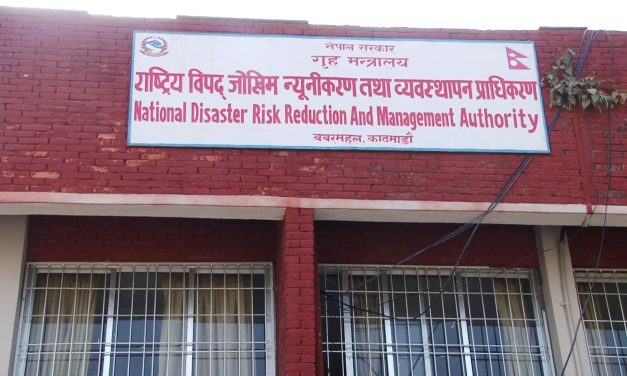 भारी वर्षाको जोखिम: प्राधिकरणले भन्यो ३४ जिल्लामा रात्रिबस नचलाउनू
