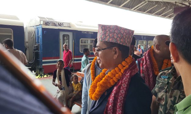 नेपाल रेल्वेको घाटा कम गर्न विभिन्न योजनाहरु अगाडि बढ्दै छ : मन्त्री दाहाल