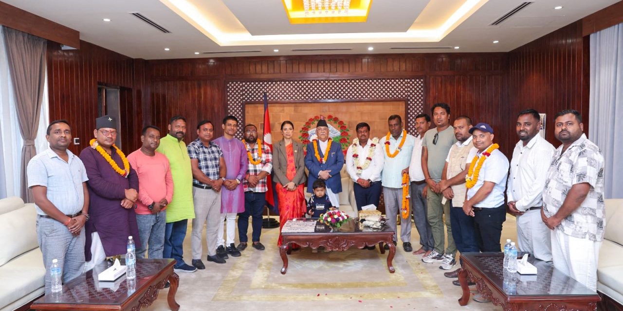 प्रधानमन्त्री ओलीसंग नवनिर्वाचित अध्यक्ष भण्डारीको ११ बुँदे माग