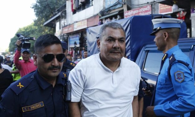 दुर्गा प्रसाईँलाई १ लाख धरौटीमा छाड्न अदालतको आदेश