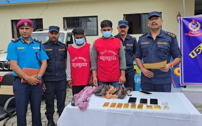 ८ किलो सुनसहित दुईजना भारतीय नागरिक पक्राउ